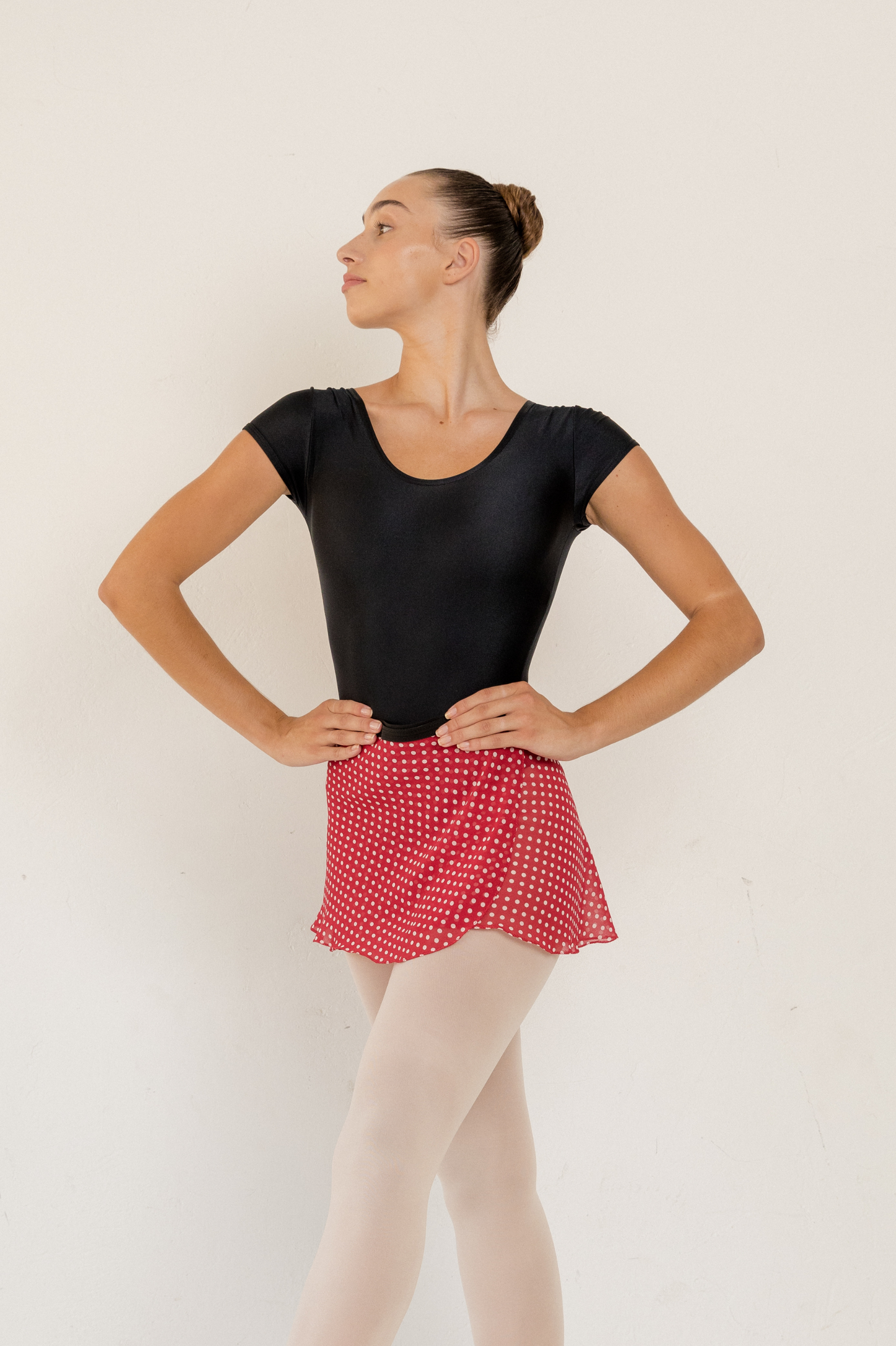 KITRI short wrap skirt