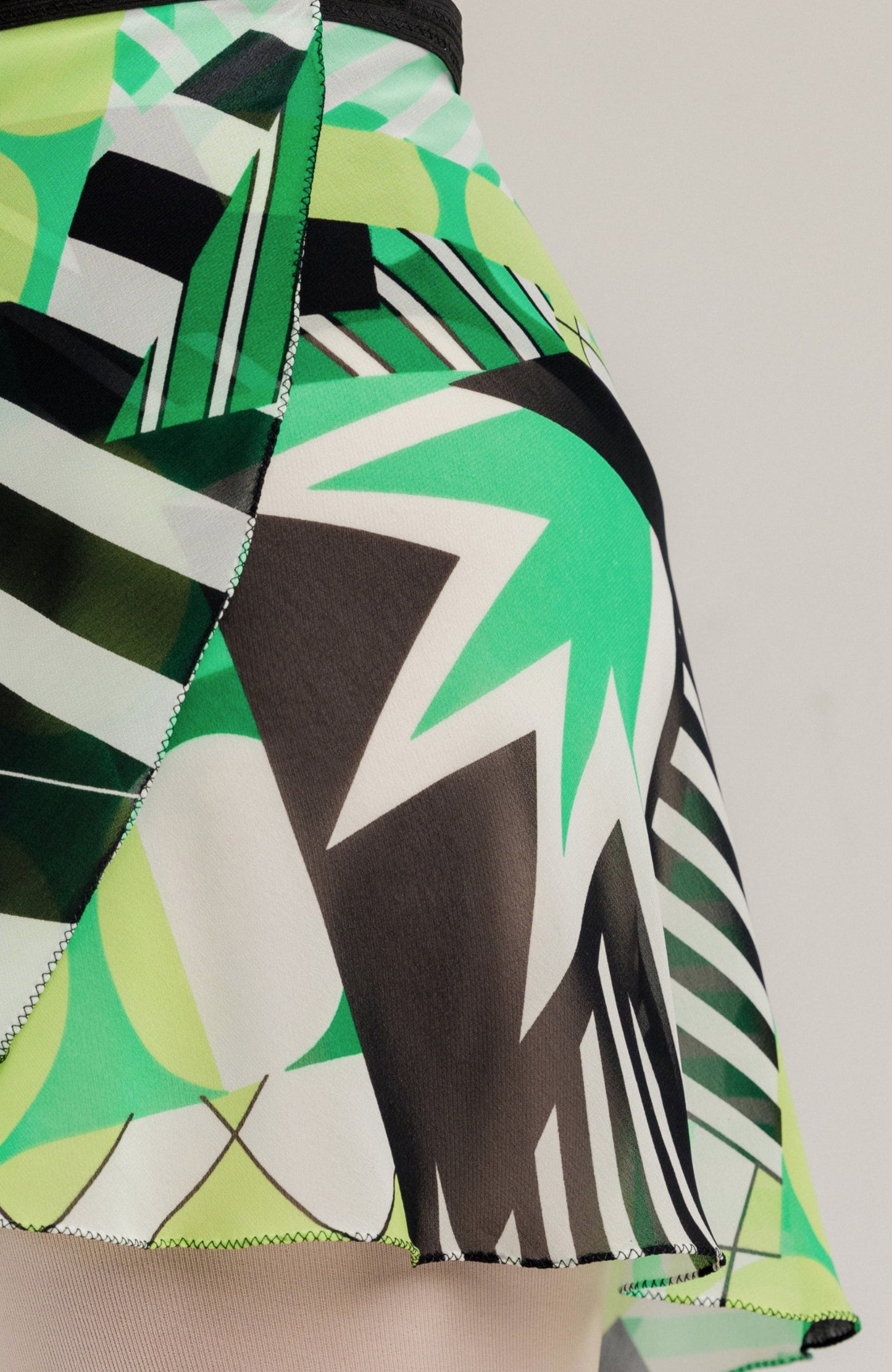 GREEN GEOMETRIC medium wrap skirt - Vestidos faldas y trajes